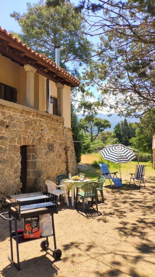 Navas de Riofrio Casa Rural El Pinarヴィラ エクステリア 写真